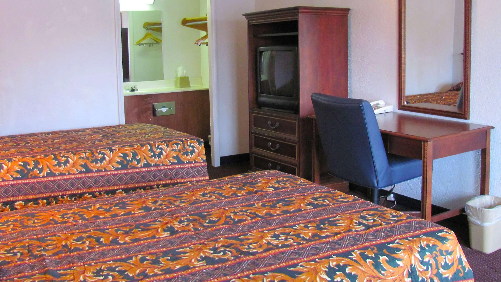 M Star Columbus North Motel 0*,  United States