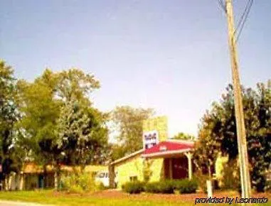 M Star Columbus North Μοτέλ